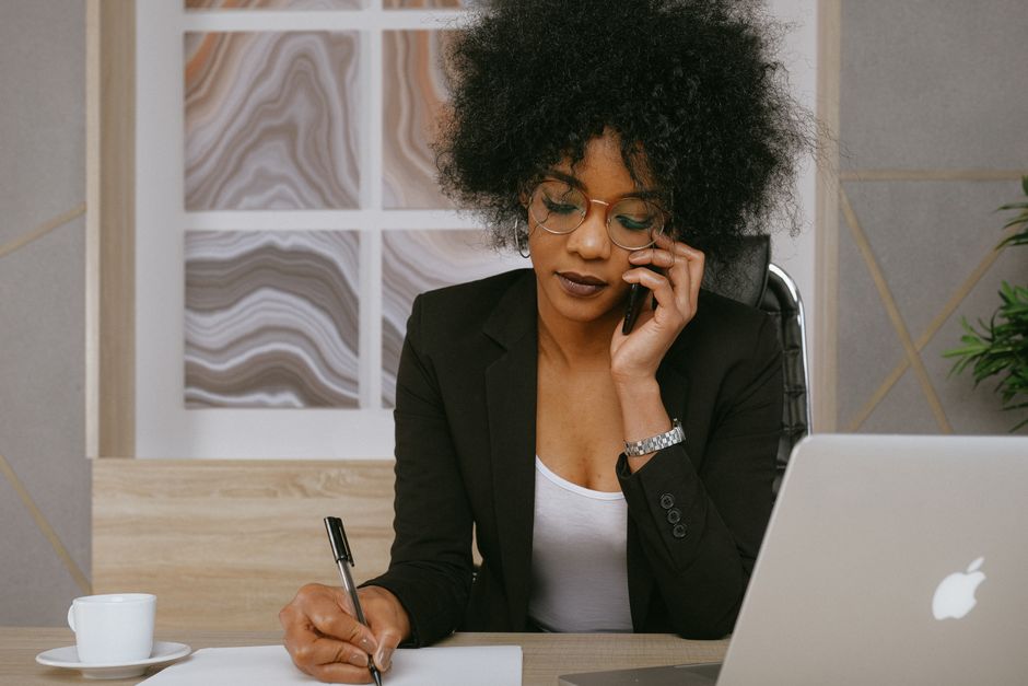 AI automation following up with a new business lead