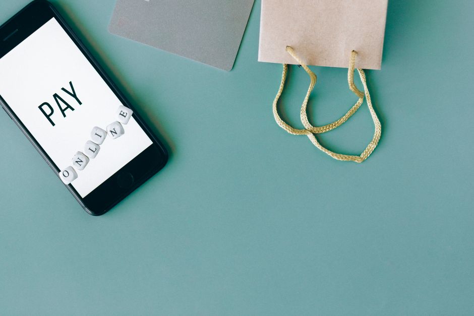 An abandoned cart recovery email for an online store