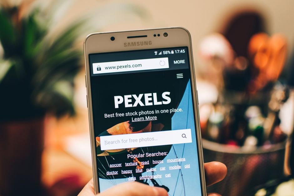 A fast-loading homepage viewed on a mobile phone