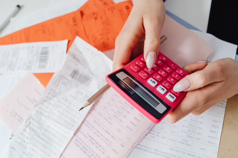 Working out margins and platform fees before launching a social shop