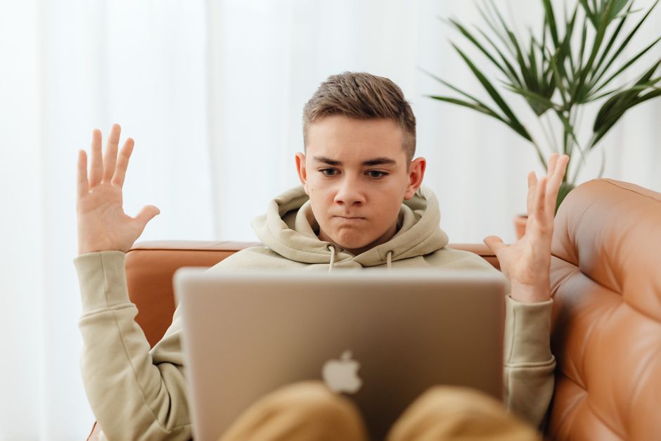 Visitor struggling to use a website with poor accessibility