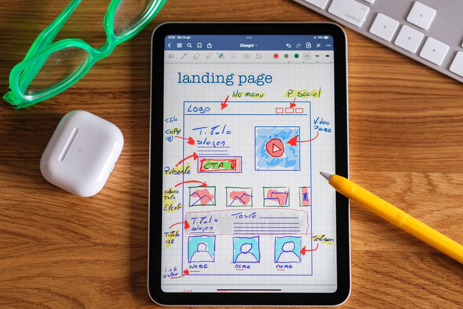 Website wireframe showing structure and clear content hierarchy